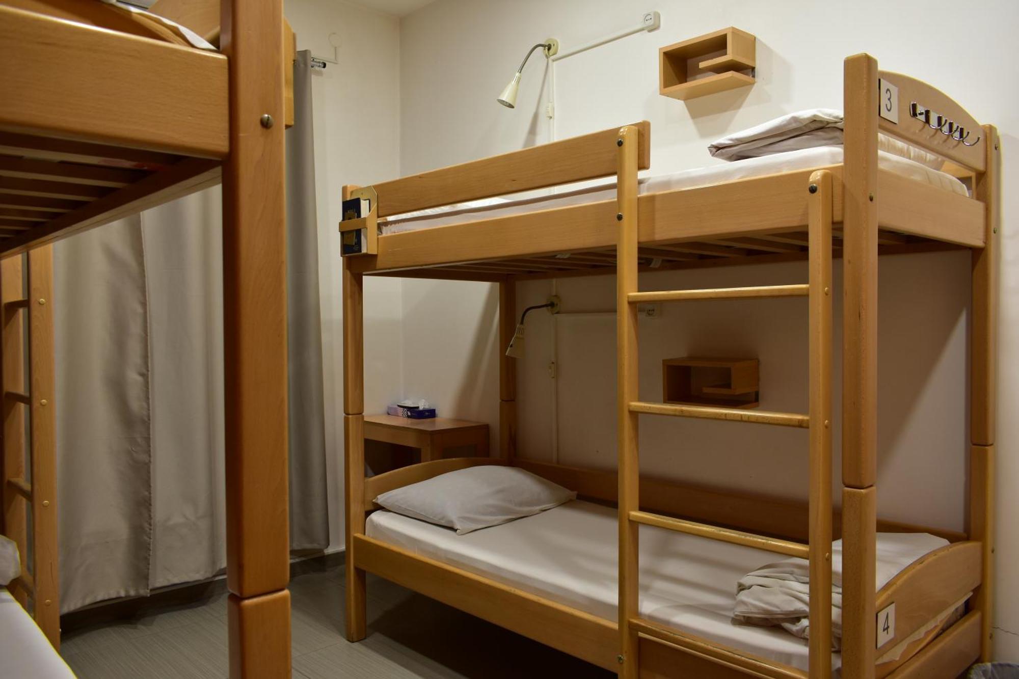Envoy Hostel & Tours Ереван Екстериор снимка